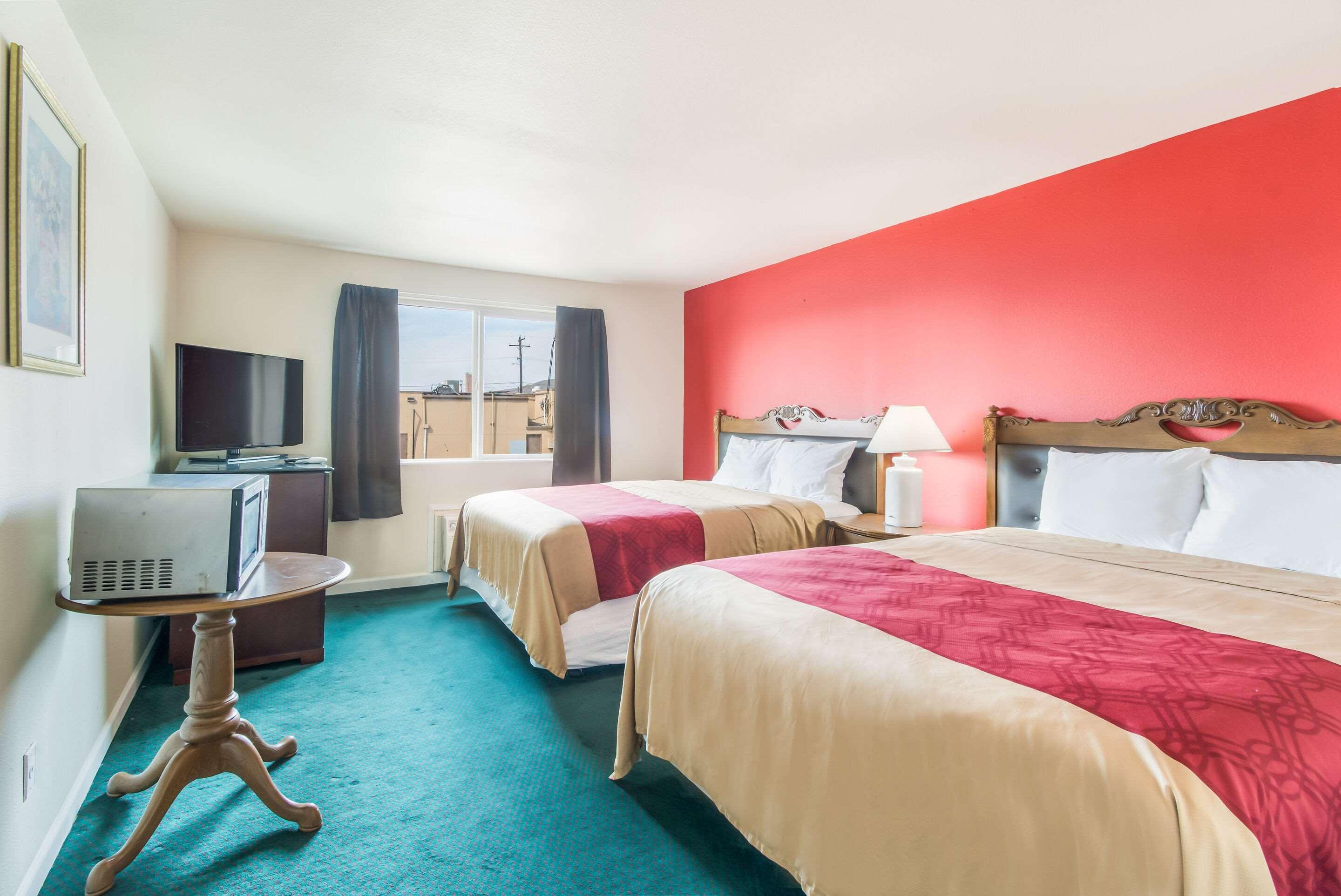 Rodeway Inn Yakima Buitenkant foto